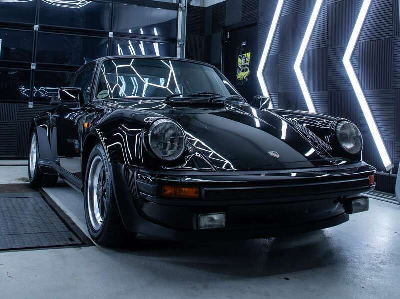 Schwarz a1a1 Gebraucht 1983 Porsche 930 Turbo Coupé | 209.930 € - Bild 1/4