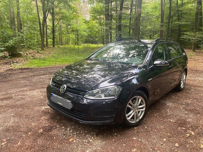 Gebraucht VW Golf VII 110 PS (80 kW) 2016 Schwarz Kombi