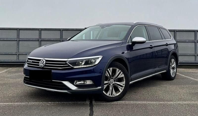 Gebraucht VW Passat Alltrack 190 PS (139 kW) 2019 Blau Kombi