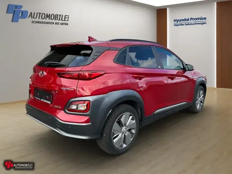 Gebraucht Hyundai Kona Advantage 100 kW (136 PS) 2021 Pulse red SUV