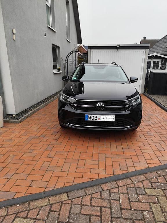 Gebraucht VW Taigo Move 150 PS (110 kW) 2024 Schwarz SUV