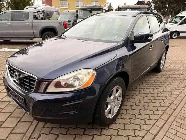 Gebraucht Volvo XC60 Kinetic 295 PS (216 kW) 2012 Andere SUV