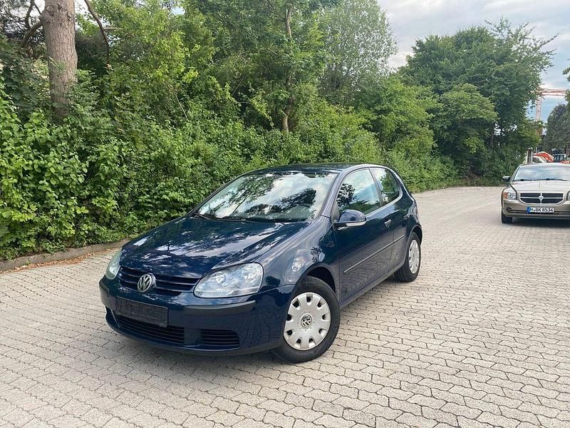 Schwarz Gebraucht 2004 VW Golf IV Trendline Limousine | 2.250 € (Etwas zu teuer) - Bild 1/4