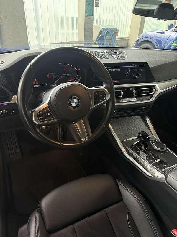 Gebraucht BMW 430 M Sport 245 PS (180 kW) 2022 Blau Coupé