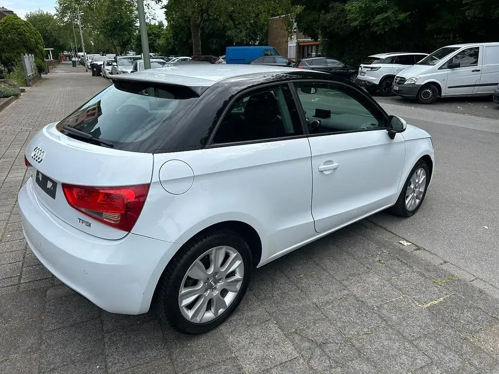 Gebraucht Audi A1 Ambition 122 PS (89 kW) 2014 Weiß Kleinwagen