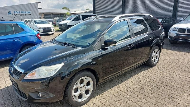 Schwarz Gebraucht 2011 Ford Focus Viva Kombi | 4.950 € (Fairer Preis) - Bild 1/4