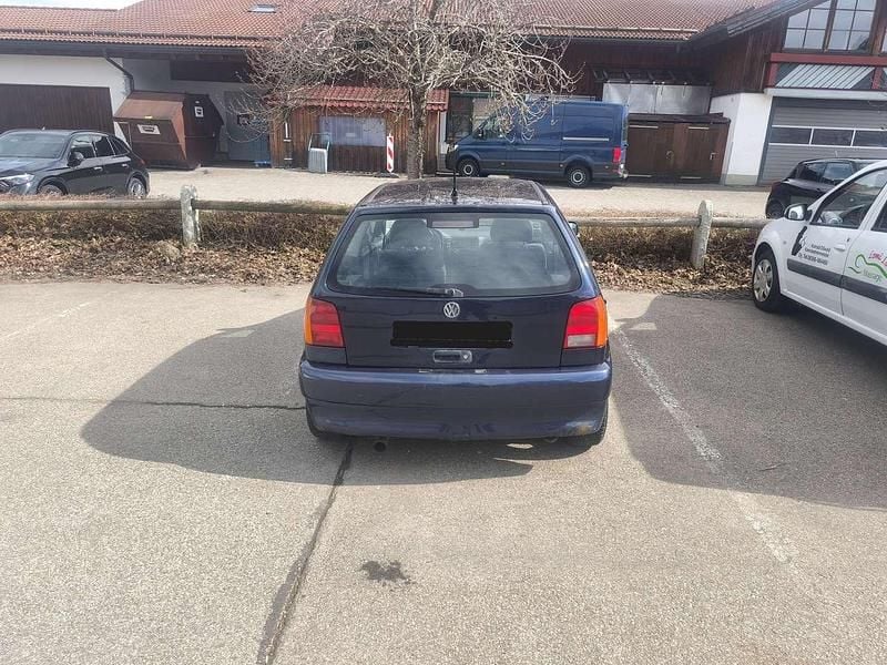 Second-hand VW Polo 60 CP (44 kW) 1996 Albastru Coupe