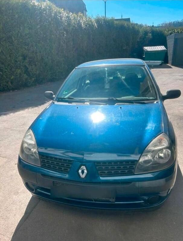 Blau Gebraucht 2003 Renault Clio II Kleinwagen | 800 € - Bild 1/1