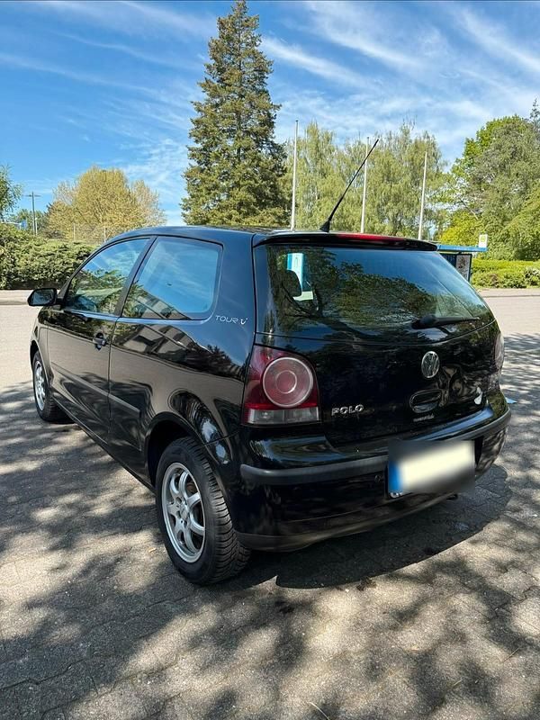 Second-hand VW Polo 60 CP (44 kW) 2007 Negru Hatchback