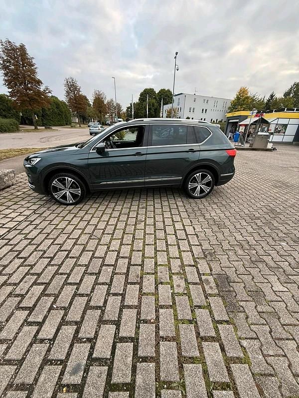 Grau Gebraucht 2019 Seat Tarraco SUV | 29.000 € (Fairer Preis) - Bild 1/4