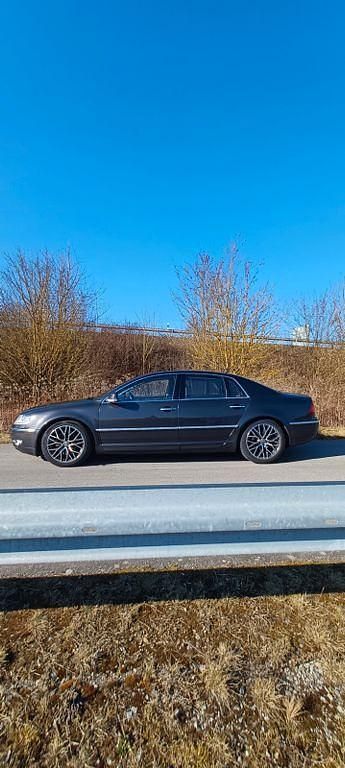 Gebraucht VW Phaeton 239 PS (175 kW) 2008 Braun Limousine