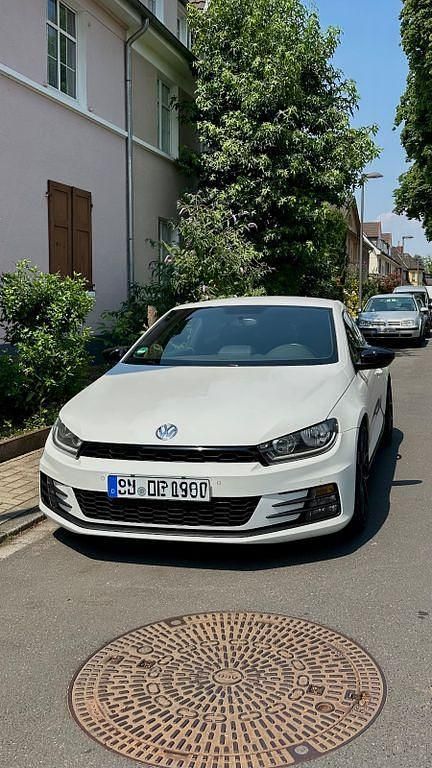 Gebraucht VW Scirocco 125 PS (91 kW) 2016 Weiß Coupé
