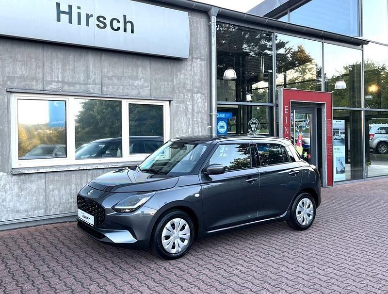 Grau Neu 2025 Suzuki Swift Club Limousine | 18.900 € - Bild 1/4