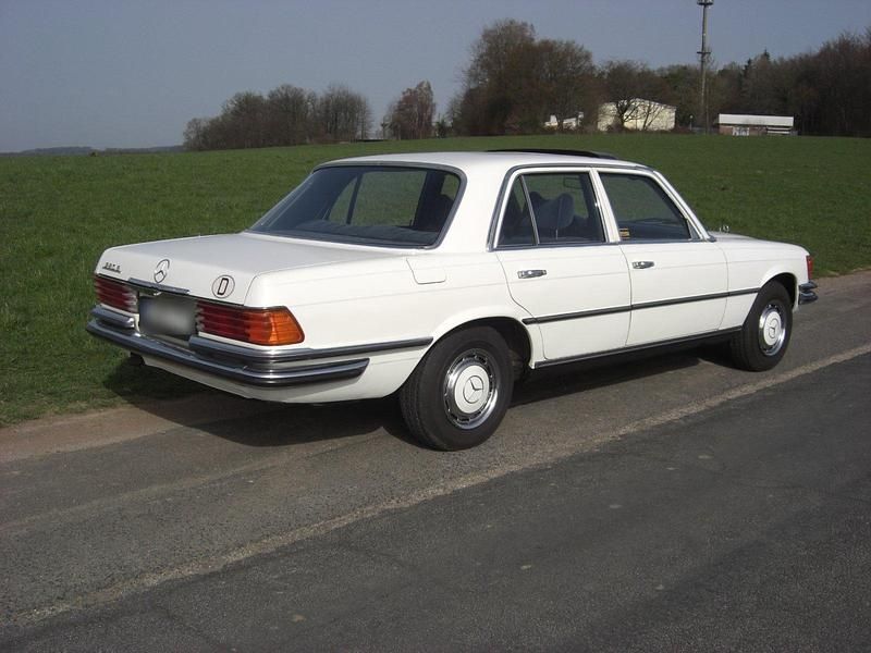 Gebraucht Mercedes S280 156 PS (114 kW) 1977 Weiß Limousine