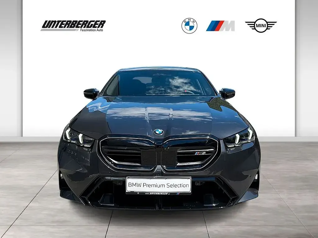 Gebraucht BMW M5 Comfort Edition 727 PS (534 kW) 2026 Grau Limousine