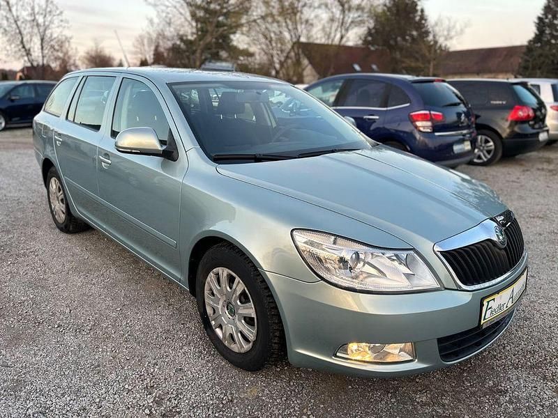 Gebraucht Skoda Octavia 102 PS (75 kW) 2009 Grün Kombi