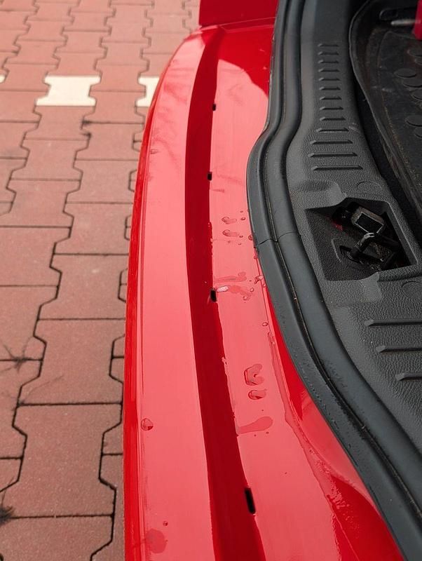 Gebraucht Ford Focus ST-Line 182 PS (133 kW) 2018 Rot Kombi