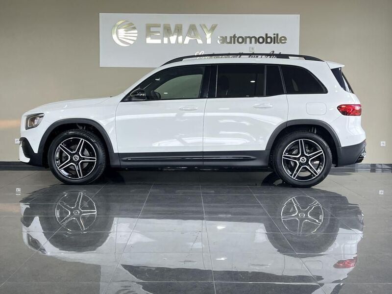 Weiß Gebraucht 2020 Mercedes GLB200 AMG line SUV | 34.498 € (Teuer) - Bild 1/4