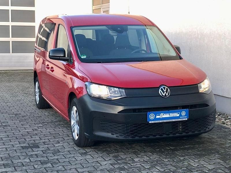 Gebraucht VW Caddy Maxi 114 PS (83 kW) 2024 Rot Van / Kleinbus