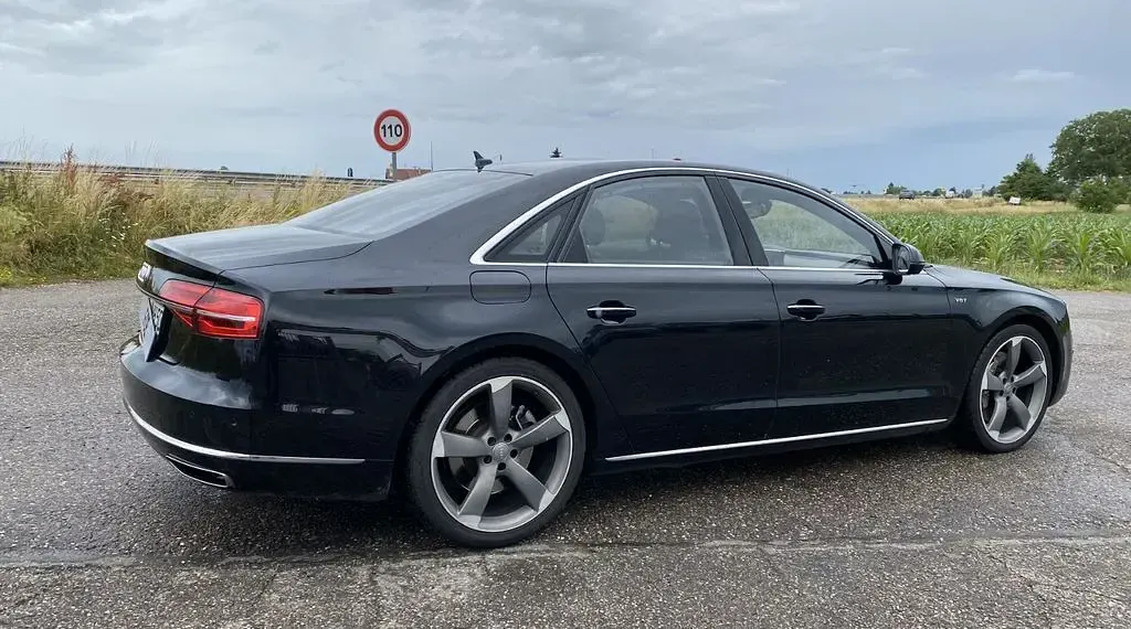 Gebraucht Audi A8 385 PS (283 kW) 2015 Schwarz Limousine