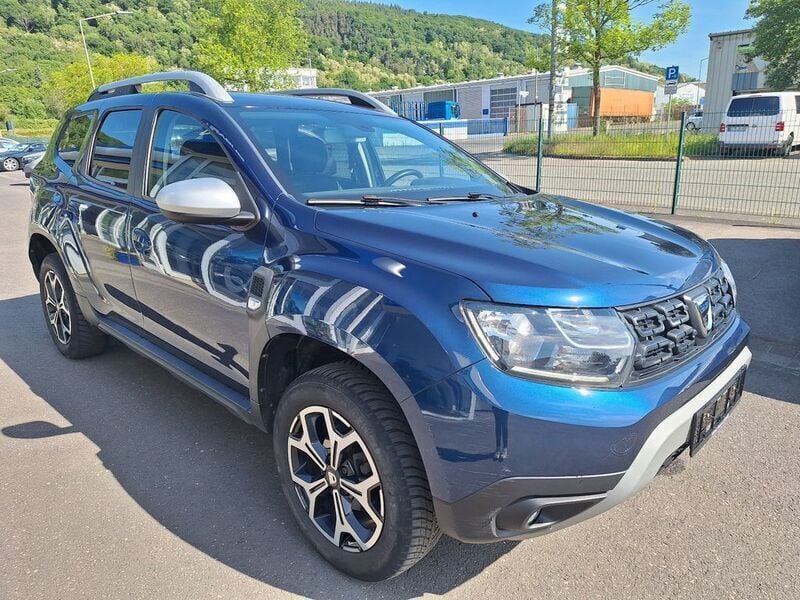 Blau Gebraucht 2018 Dacia Duster Prestige SUV | 13.400 € (Etwas zu teuer) - Bild 1/2