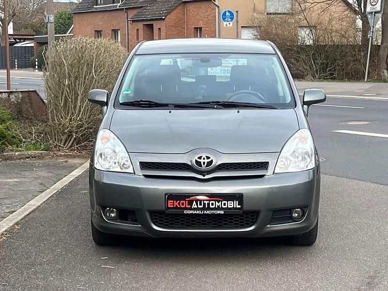Gebraucht Toyota Corolla Verso Executive 129 PS (94 kW) 2006 Grau Van / Kleinbus