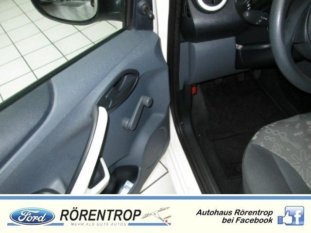 Gebraucht Ford Ka Ambiente 69 PS (50 kW) 2012 Weiß Kleinwagen