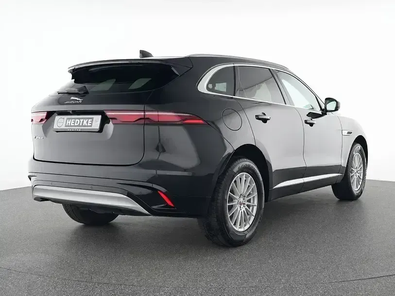 Second-hand Jaguar F-Pace SE 206 CP (151 kW) 2022 Negru SUV