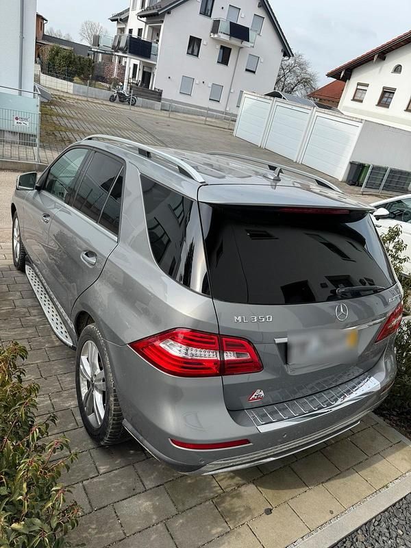 Gebraucht Mercedes ML350 258 PS (189 kW) 2014 Silber SUV