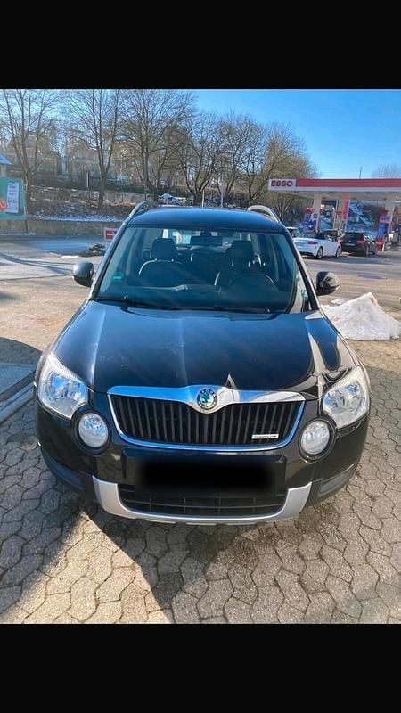 Gebraucht Skoda Yeti GreenLine 105 PS (77 kW) 2013 Schwarz SUV