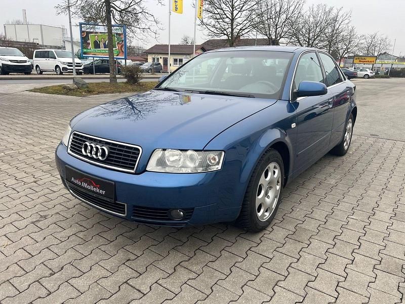 Blau Gebraucht 2004 Audi A4 Limousine | 2.450 € (Teuer) - Bild 1/4