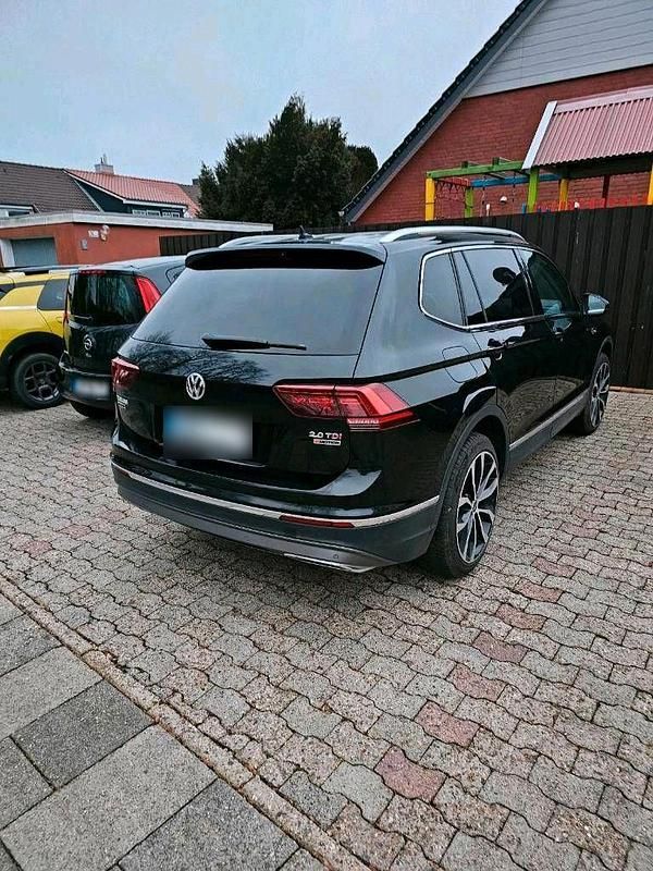 Gebraucht VW Tiguan Allspace 199 PS (146 kW) 2018 Schwarz SUV
