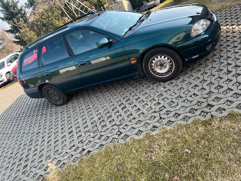 Gebraucht Toyota Avensis 129 PS (94 kW) 2001 Kombi
