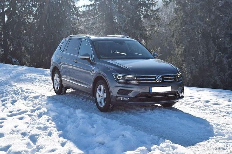 Gebraucht VW Tiguan Allspace Highline 190 PS (139 kW) 2018 Grau SUV