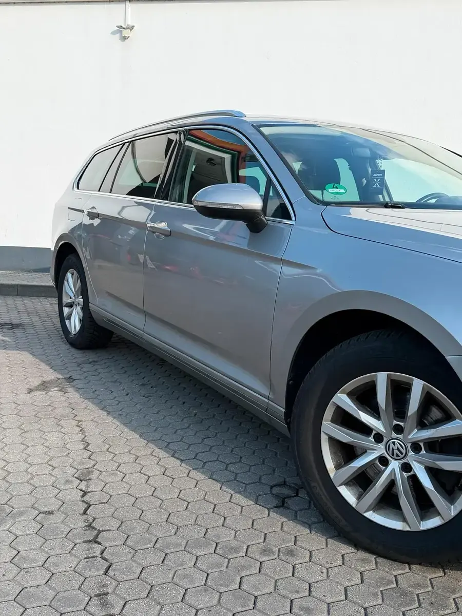 Gebraucht VW Passat 150 PS (110 kW) 2015 Silber Kombi