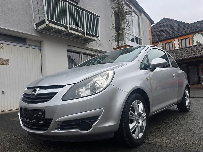 Gebraucht Opel Corsa Edition 80 PS (58 kW) 2009 Starsilber/silver iii Kleinwagen