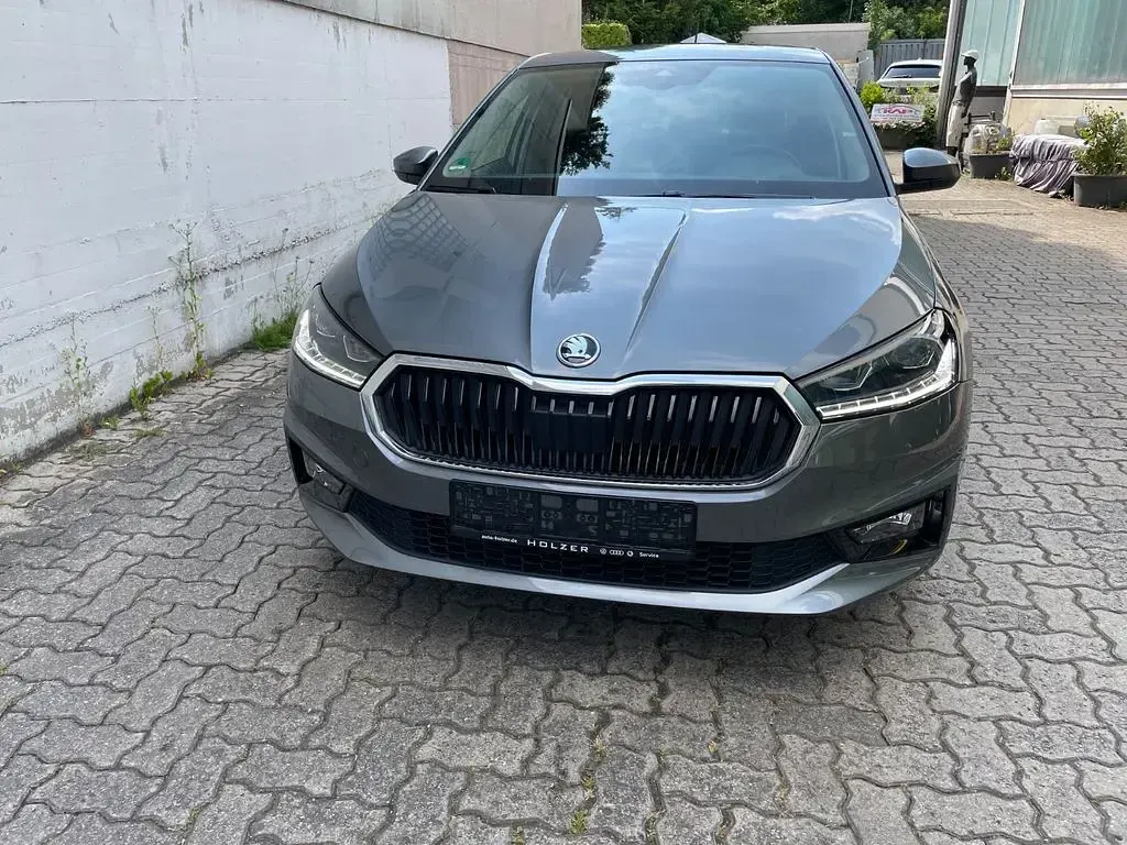 Gebraucht Skoda Fabia Style 95 PS (69 kW) 2024 Grau Kleinwagen