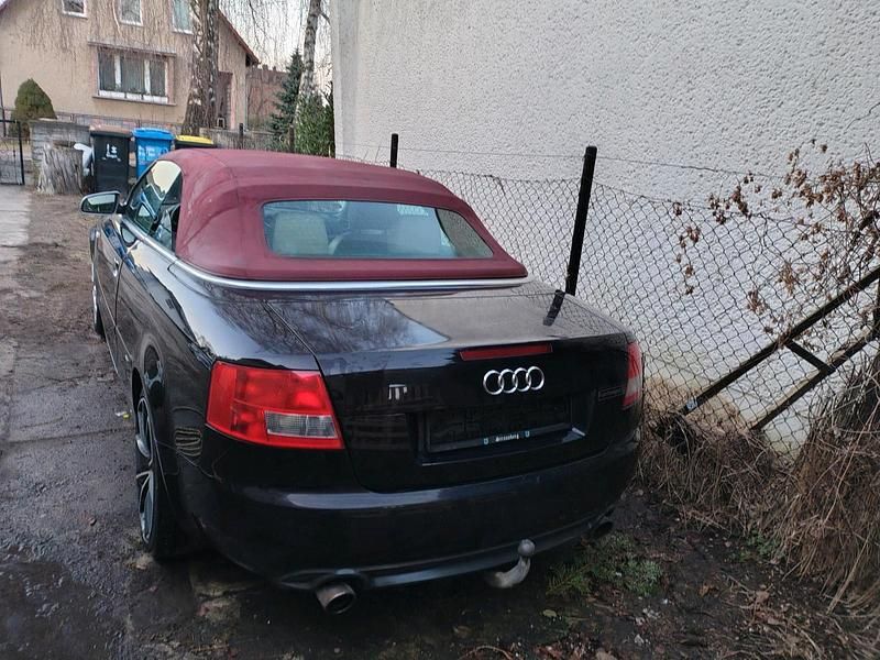 Gebraucht Audi A4 Cabriolet S-Line 163 PS (119 kW) 2004 Rot Cabrio