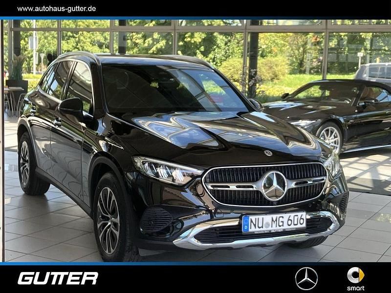 Schwarz Gebraucht 2025 Mercedes GLC220 Avantgarde SUV | 60.500 € (Superpreis) - Bild 1/4