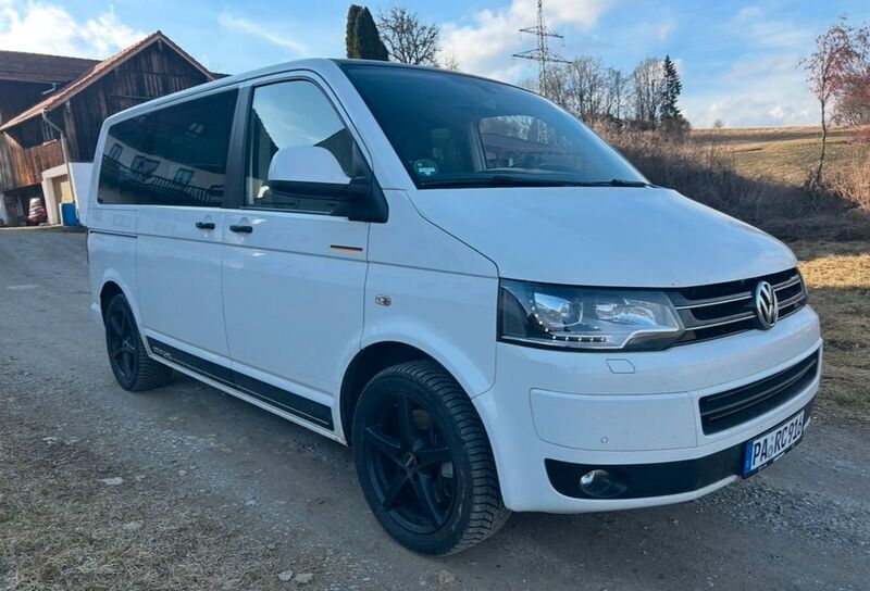 Gebraucht VW T5 Edition 179 PS (131 kW) 2014 Weiß Van