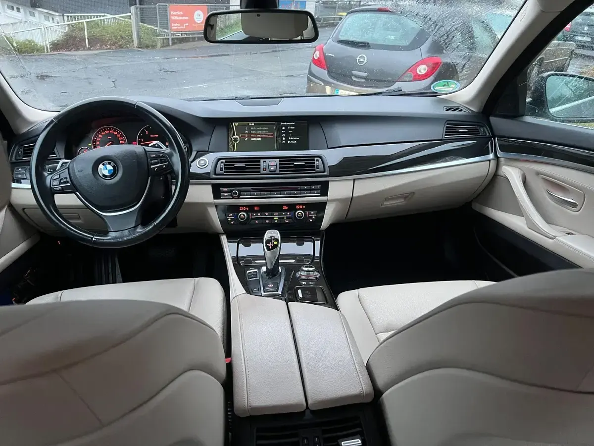 Gebraucht BMW 525 204 PS (150 kW) 2010 Grau Limousine