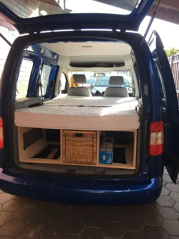 Używany VW Caddy Style 80 KM (58 kW) 2008 Niebieski Minivan