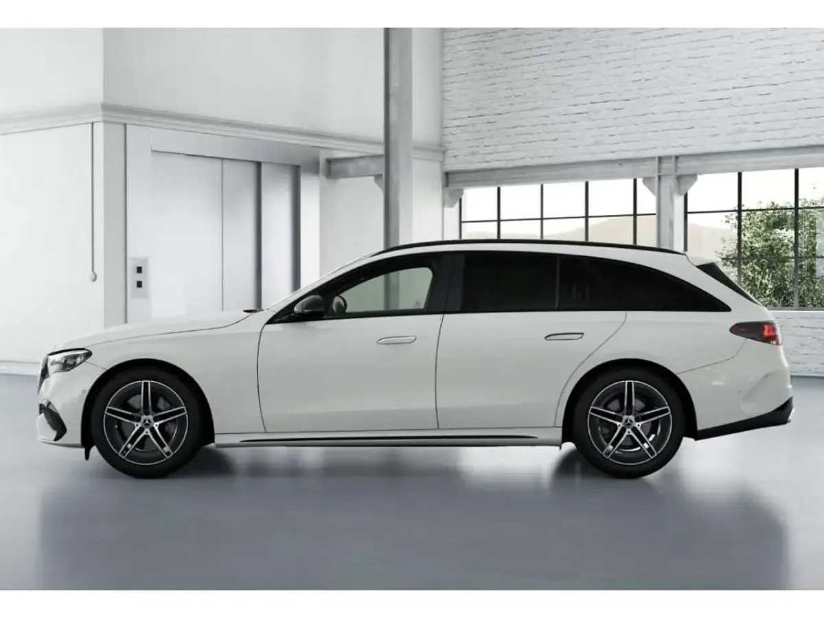 Gebraucht Mercedes E220 AMG 197 PS (144 kW) 2025 Polarweiss Limousine