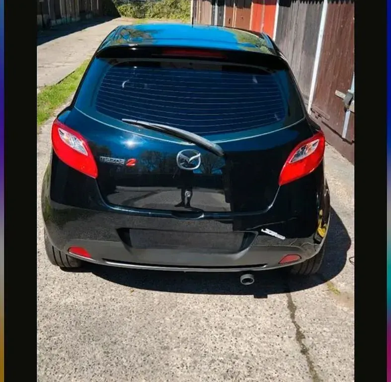 Occasion Mazda 2 Independence 75 ch (55 kW) 2010 Noir Citadine