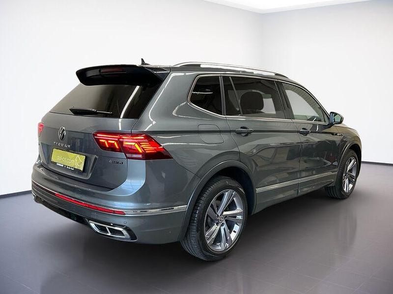 Gebraucht VW Tiguan Allspace R-line 190 PS (139 kW) 2024 Grau SUV