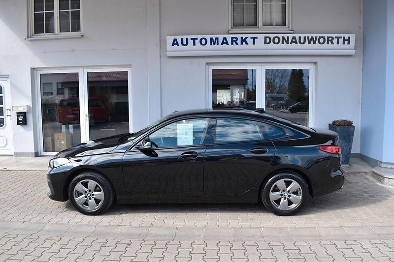 Używany BMW 218 Advantage 150 KM (110 kW) 2022 Czarny Coupe