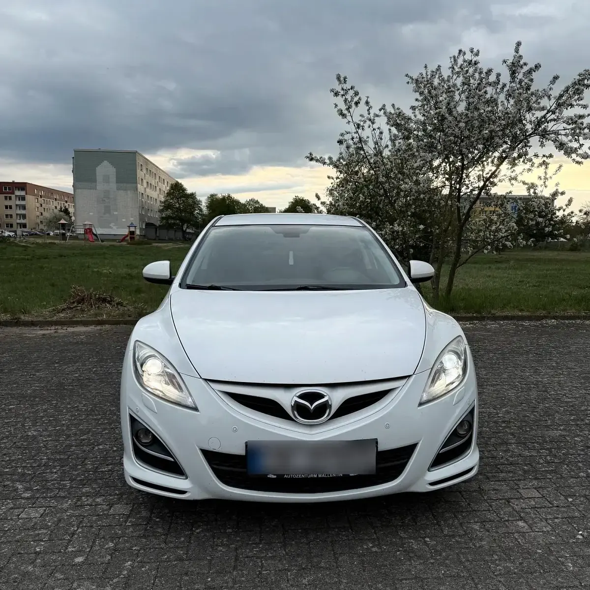 Używany Mazda 6 163 KM (119 kW) 2012 Biały Sedan/Limuzyna