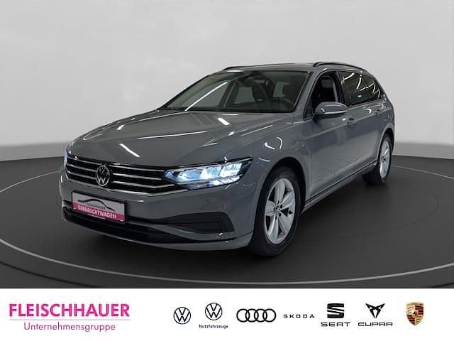 Gebraucht VW Passat Basis 150 PS (110 kW) 2022 Kombi