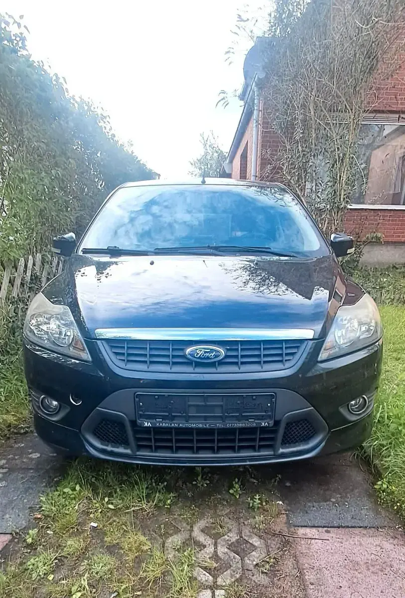 Używany Ford Focus 145 KM (106 kW) 2009 Czarny Sedan/Limuzyna