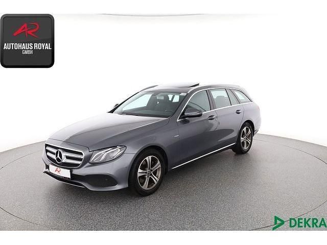 Grau (metallic) Gebraucht 2018 Mercedes E200 Avantgarde Kombi | 23.780 € (Guter Preis) - Bild 1/4